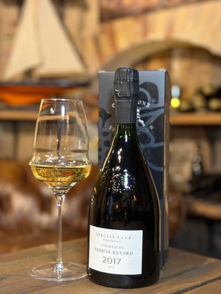 Champagnesmagning hos Maestro Vin den 23. april kl. 18.00 i samarbejde med Champagne Passion – smag 6 forskellige champagner med let servering.