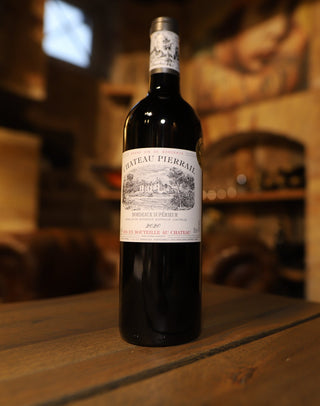 Château Pierrail Bordeaux Supérieur 2020 fotograferet i Maestro Vins vinkælder
